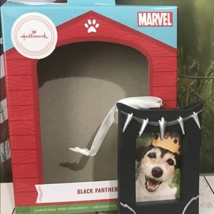 Hallmark black panther pet Christmas ornament - NEW